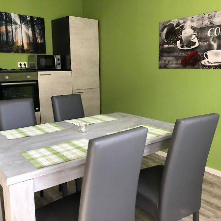 Ferienwohnung Joanna Mit Burgblick แบร์นคาสเทล-คืสท์ ภายนอก รูปภาพ