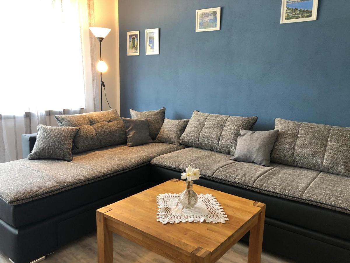 Ferienwohnung Joanna Mit Burgblick แบร์นคาสเทล-คืสท์ ภายนอก รูปภาพ