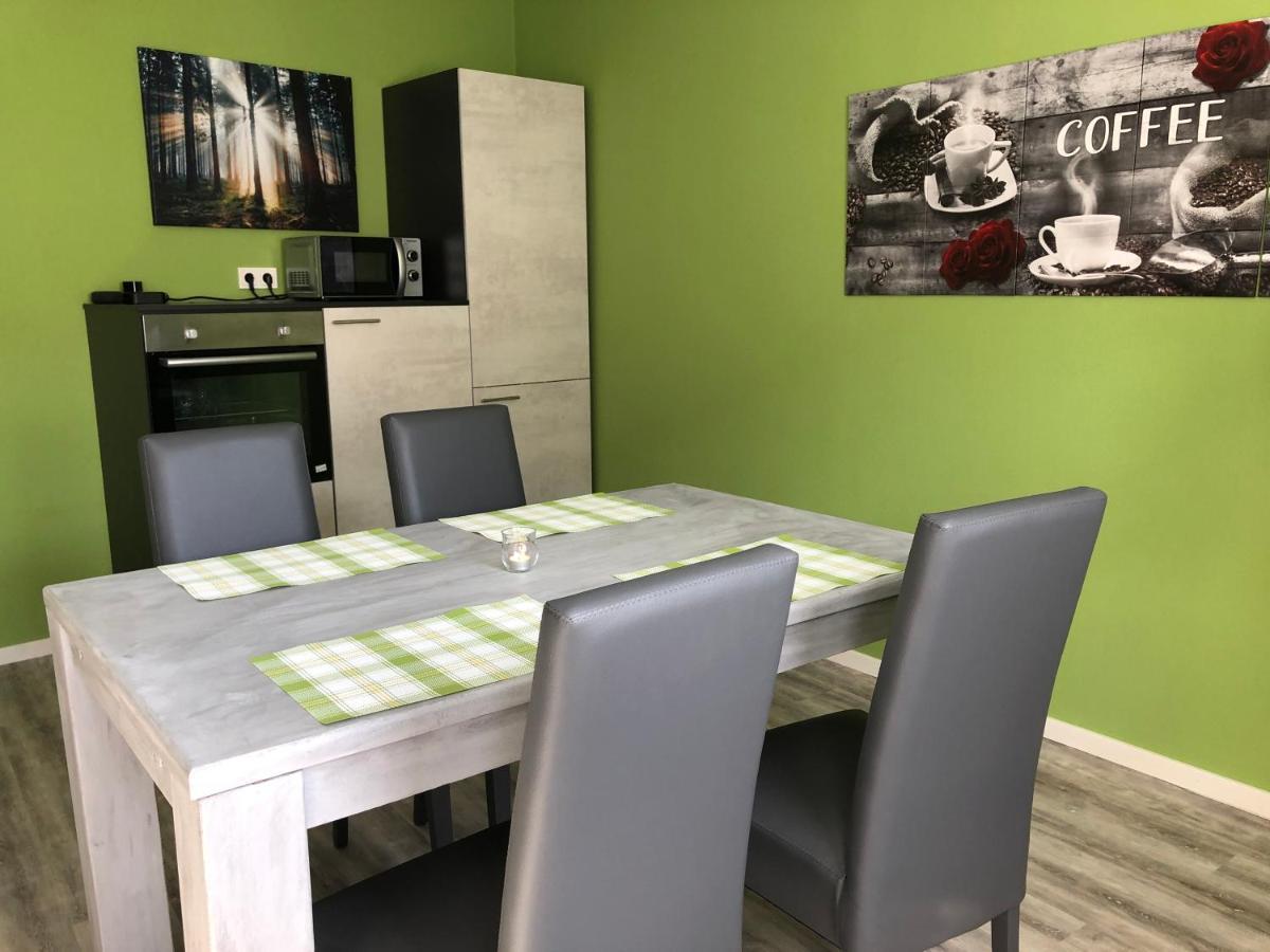 Ferienwohnung Joanna Mit Burgblick แบร์นคาสเทล-คืสท์ ภายนอก รูปภาพ