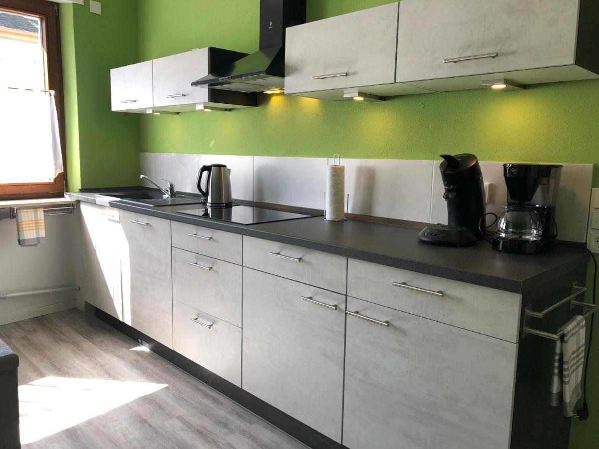 Ferienwohnung Joanna Mit Burgblick แบร์นคาสเทล-คืสท์ ภายนอก รูปภาพ